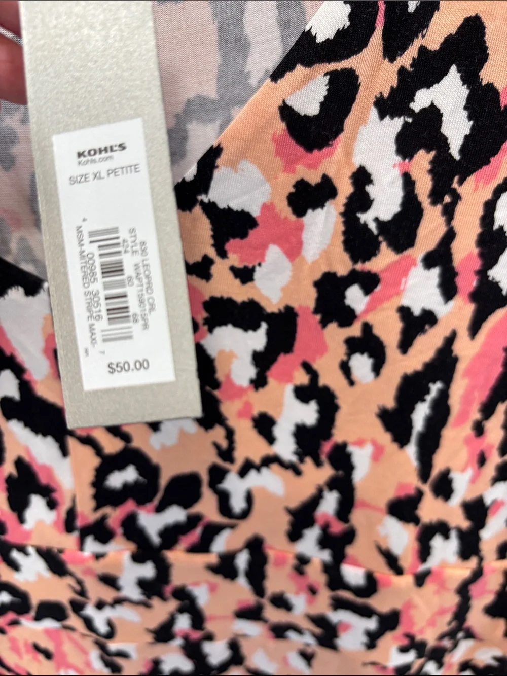 Sleeveless Pink & Black Leopard Print V-Neck Relaxed Fit Maxi Dress - Picture 4 of 6